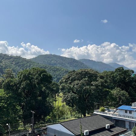 Trekkers Lodge Pokhara Bagian luar foto