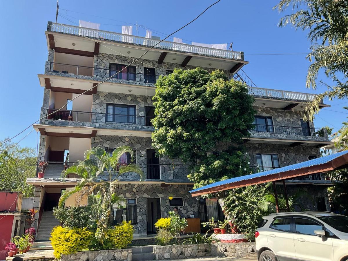 Trekkers Lodge Pokhara Bagian luar foto