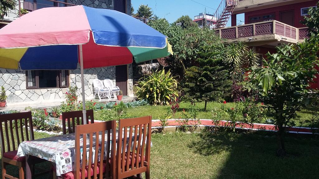 Trekkers Lodge Pokhara Bagian luar foto