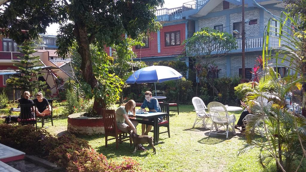 Trekkers Lodge Pokhara Bagian luar foto