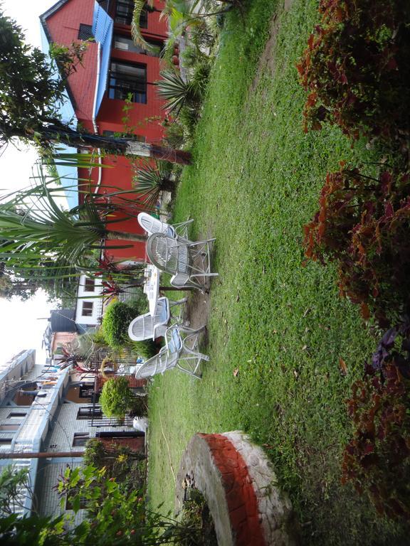 Trekkers Lodge Pokhara Bagian luar foto