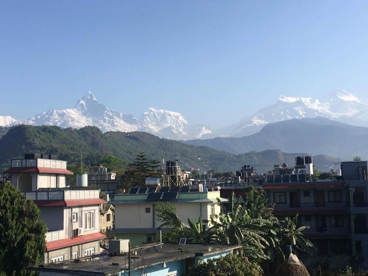 Trekkers Lodge Pokhara Bagian luar foto