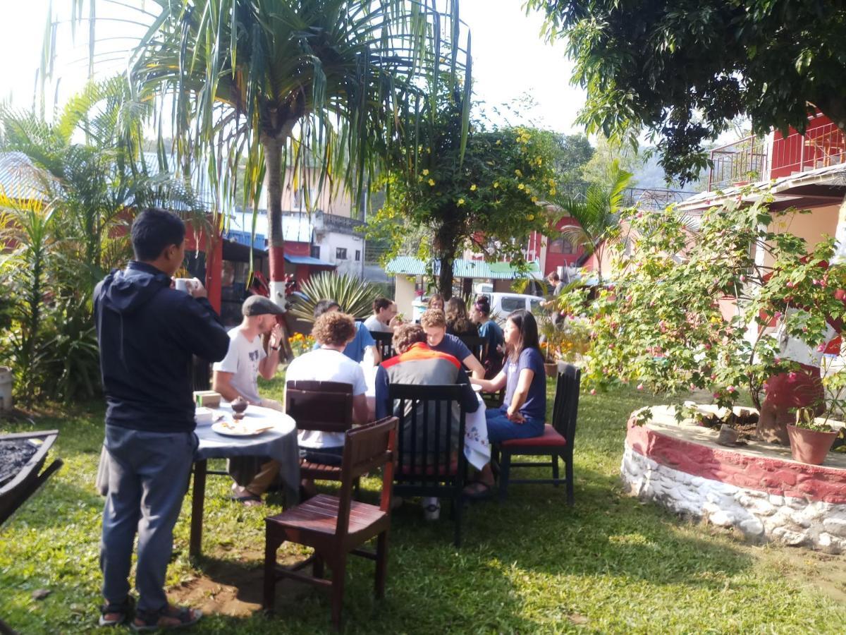 Trekkers Lodge Pokhara Bagian luar foto